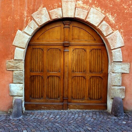 "Der Weg zur Heilung geht in unserer Zeit notwendig über das Handeln." Dag Hammarskjöld (1955)