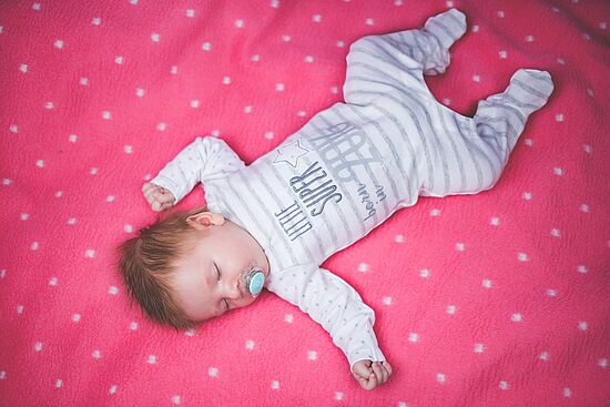 Eltern-Baby-Bindung: Babyschlaf